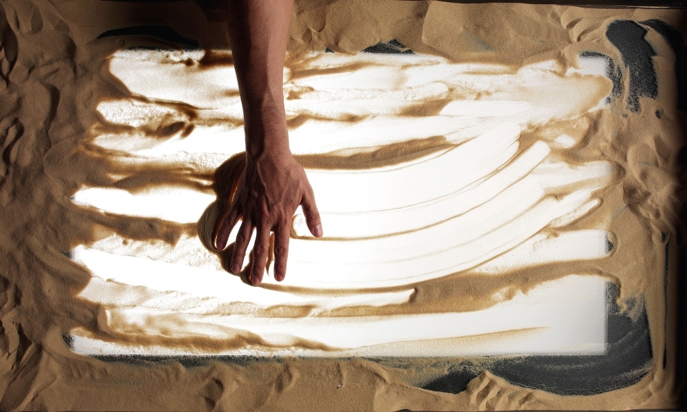 sand tray therapy