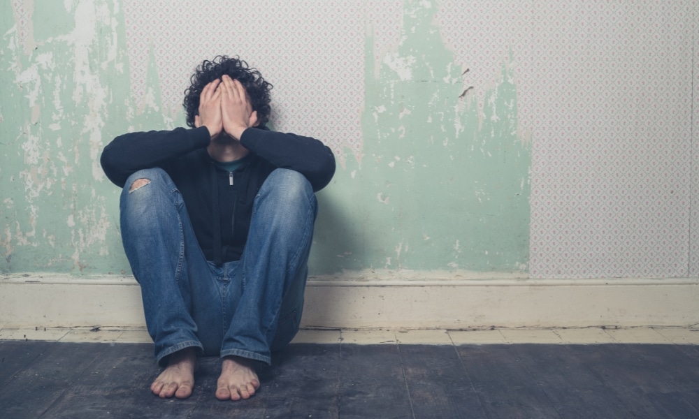 signs of opioid abuse